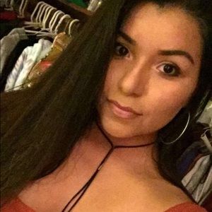 Meet your Posher, Maria